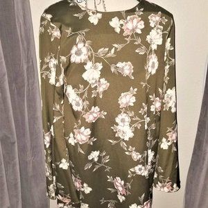 Green, Flower, Low Back, Mini Dress With Bow Tie